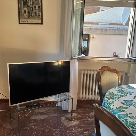 Apartment With Terrace In The Heart Of The Lido *